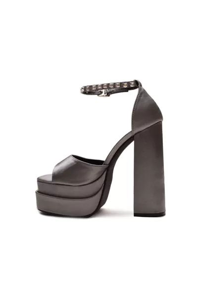 01-3677 High Heel Sandal/