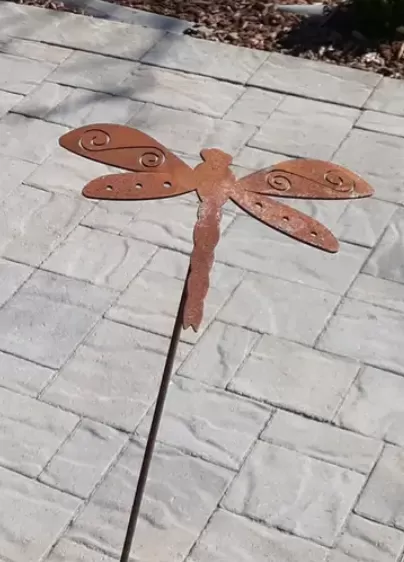 Beautiful Rustic Garden Stake... Butterfly, Dragonfly or Bee.