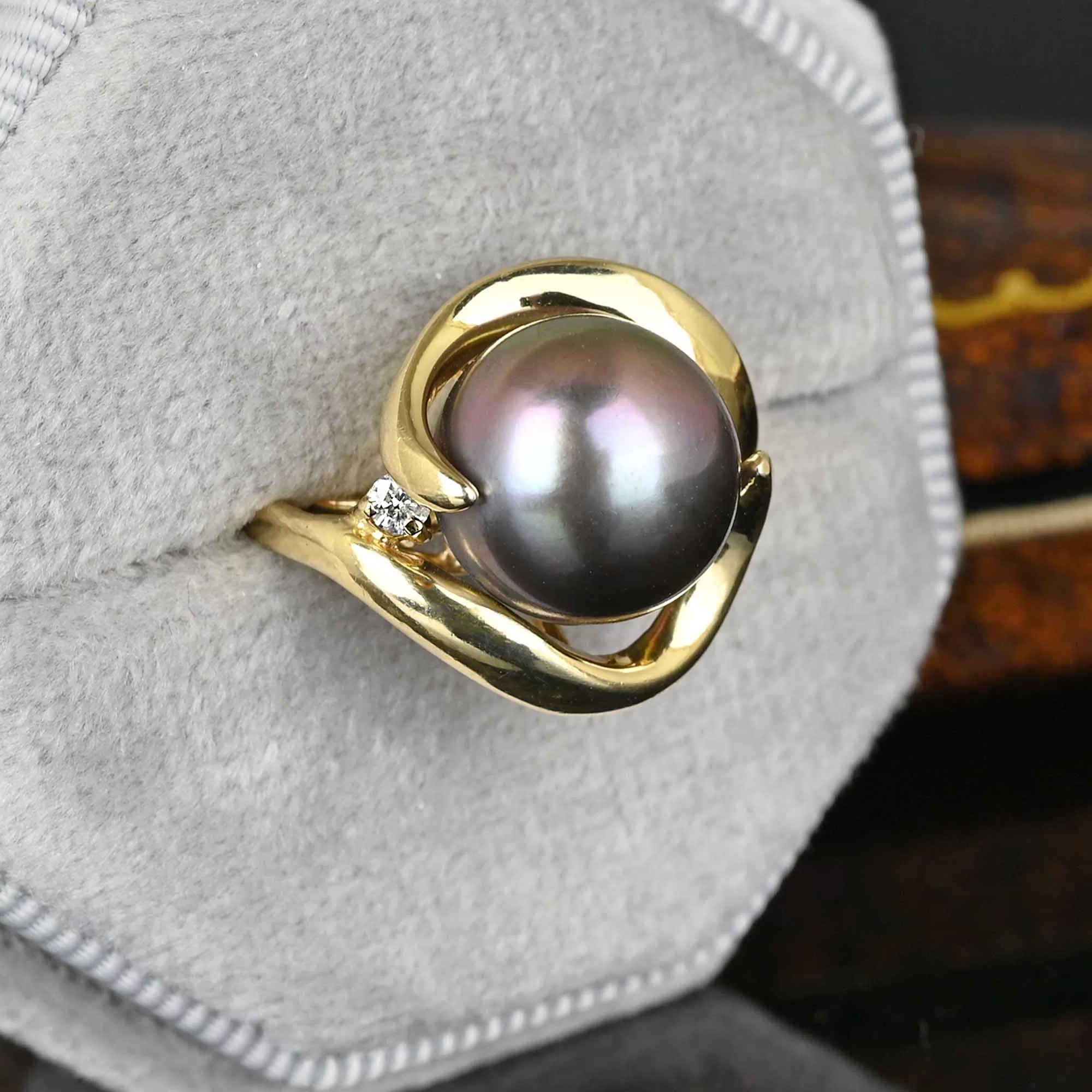 Diamond Tahitian Black Pearl Ring in 14K Gold