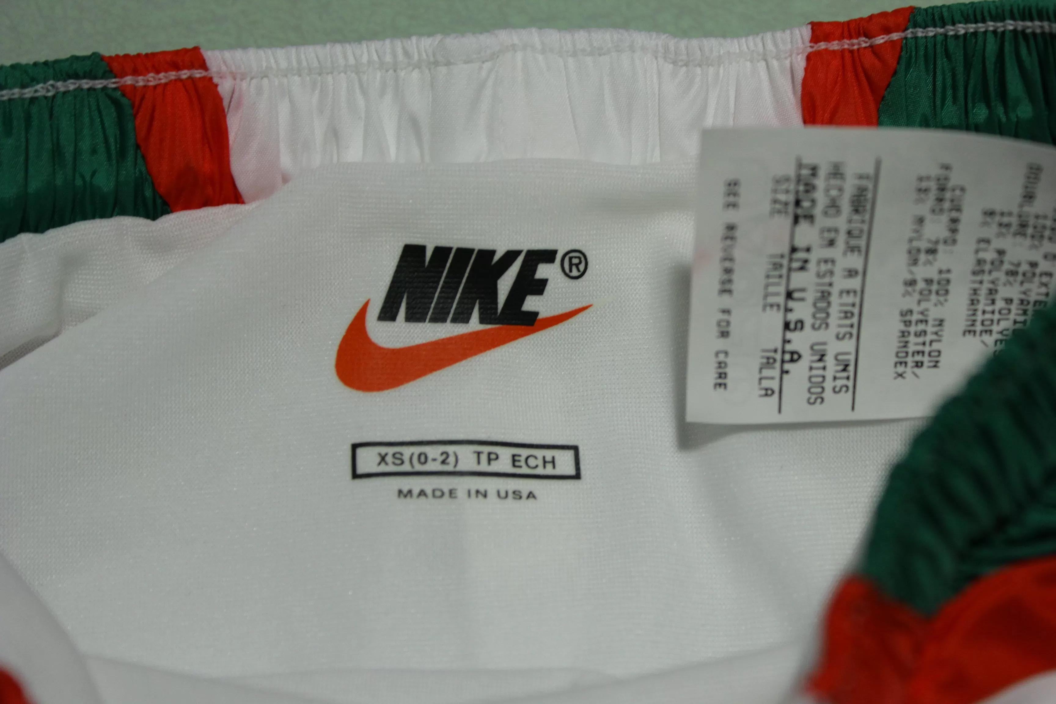 Nike Vintage Running Shorts Cascade High Cut Split 90s USA Track Pro Marathon