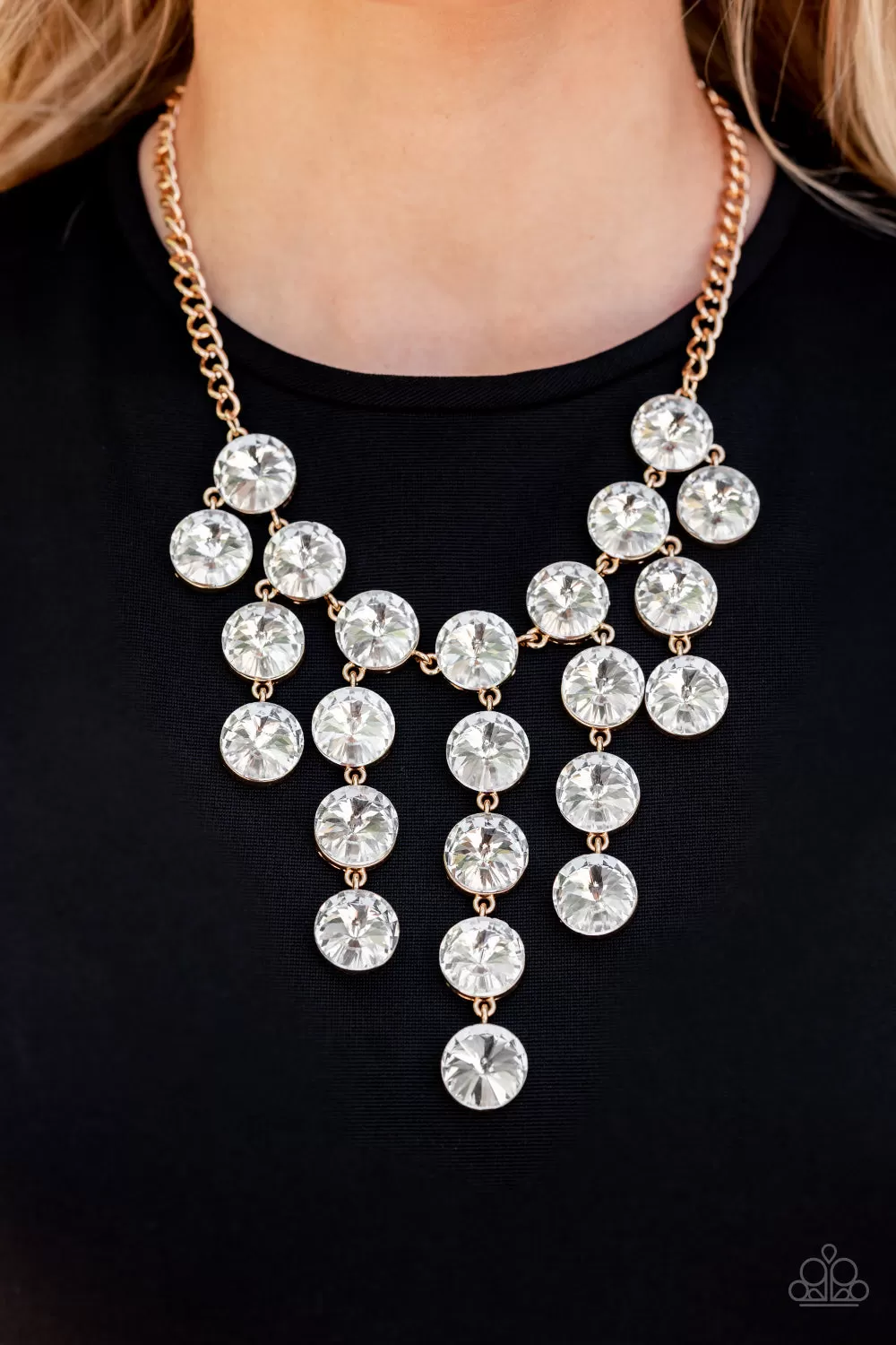 Paparazzi Spotlight Stunner Gold Necklace & Earring Set