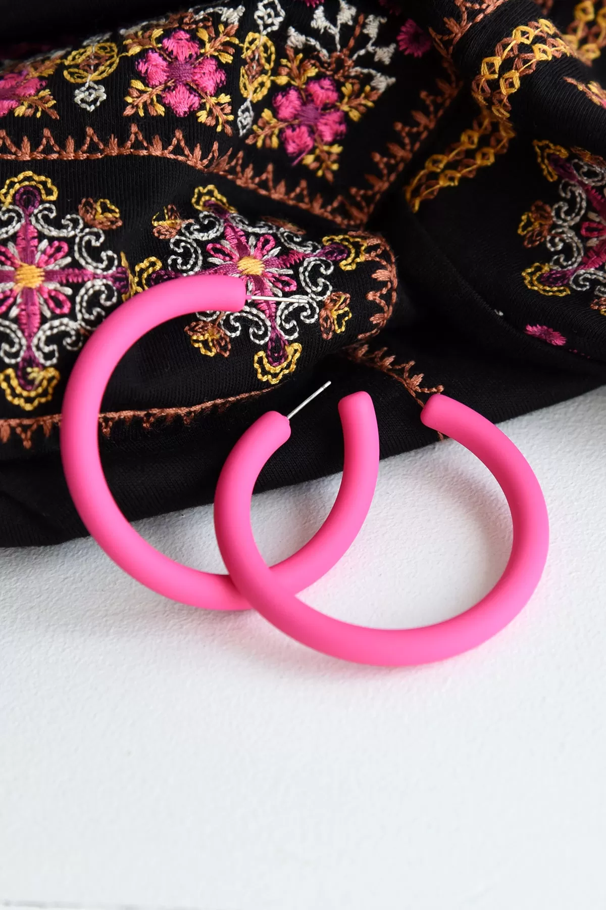 PINK HOOPS