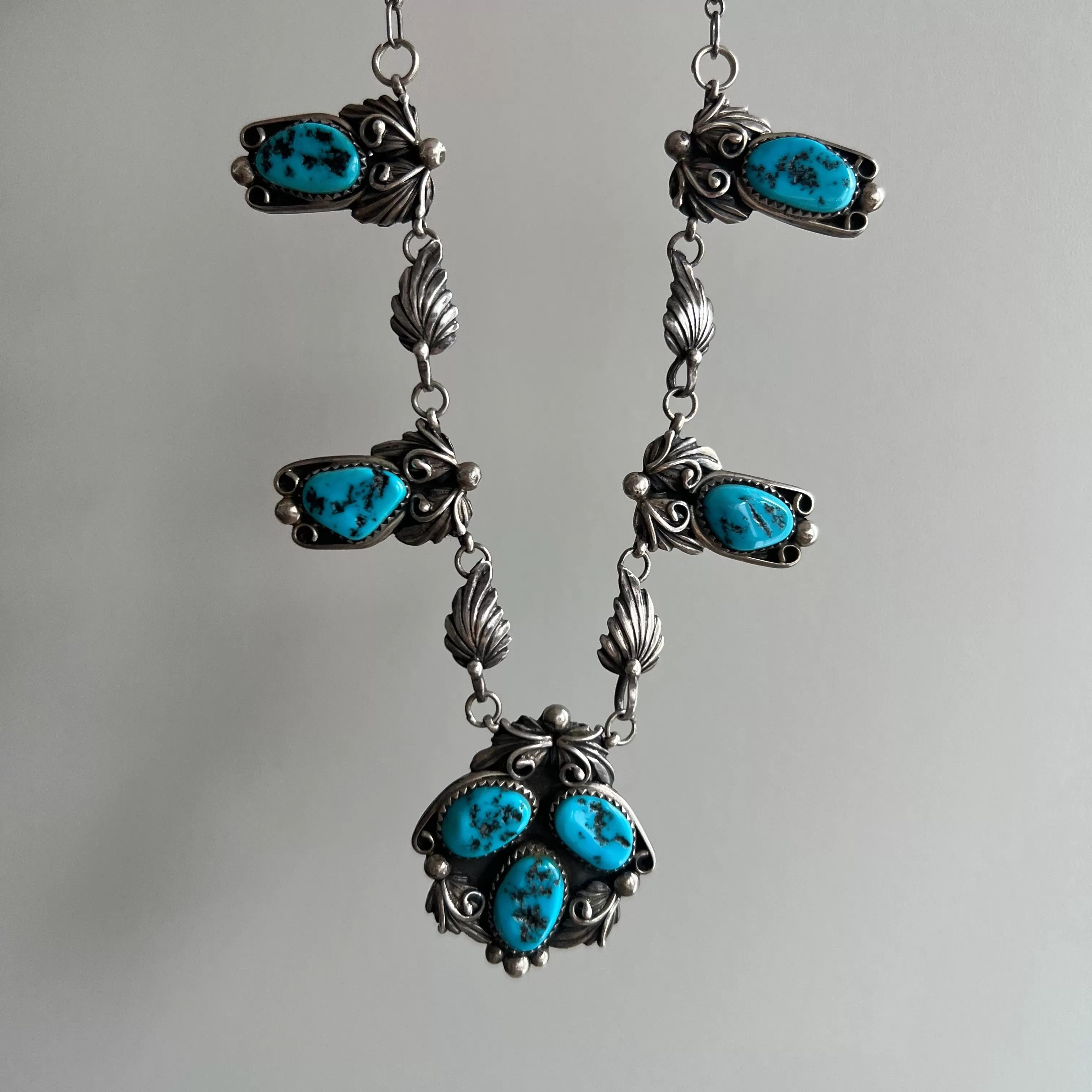 V I N T A G E // CW Paul Jr's blooms / sterling silver and turquoise signed artisan necklace / 21.25