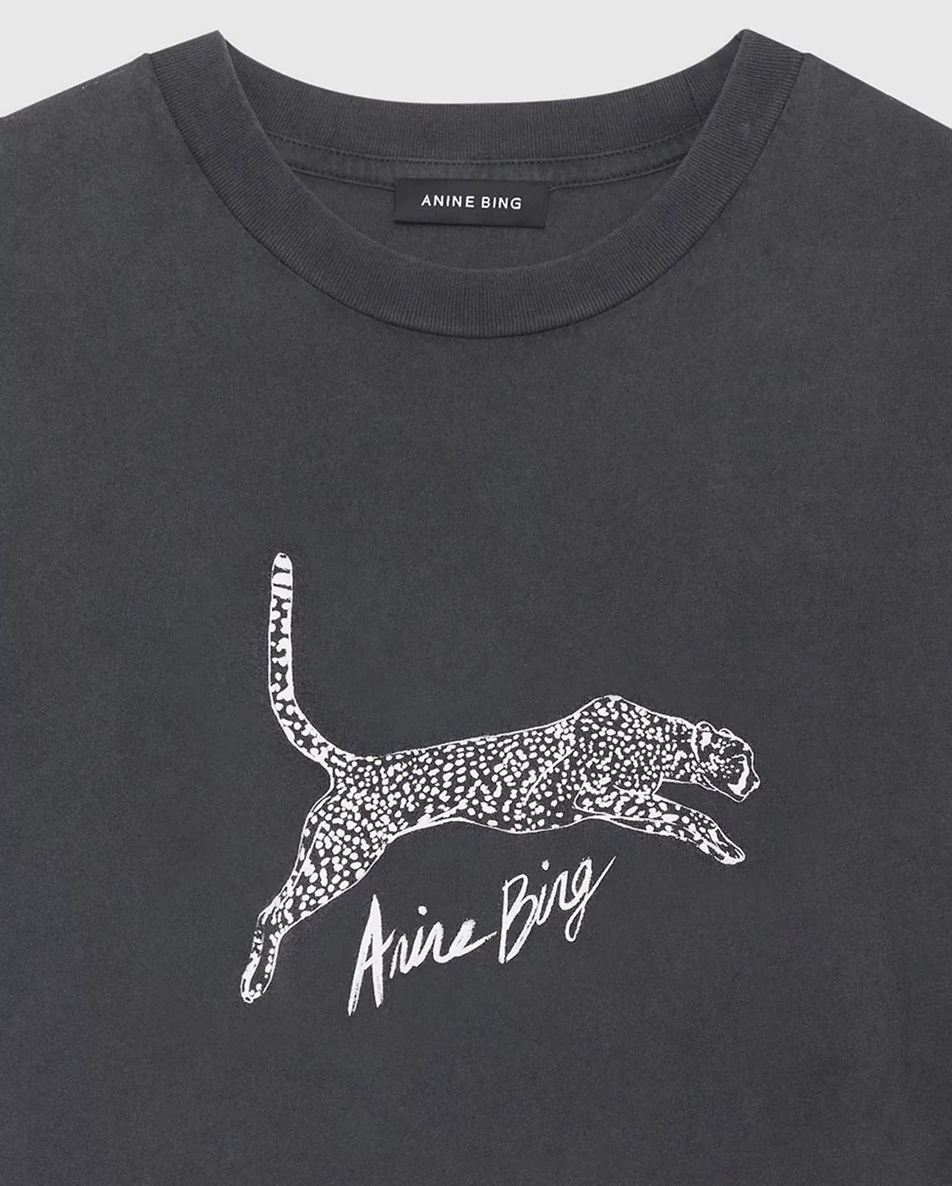 WALKER TEE SPOTTED LEOPARD / WASHED BLACK