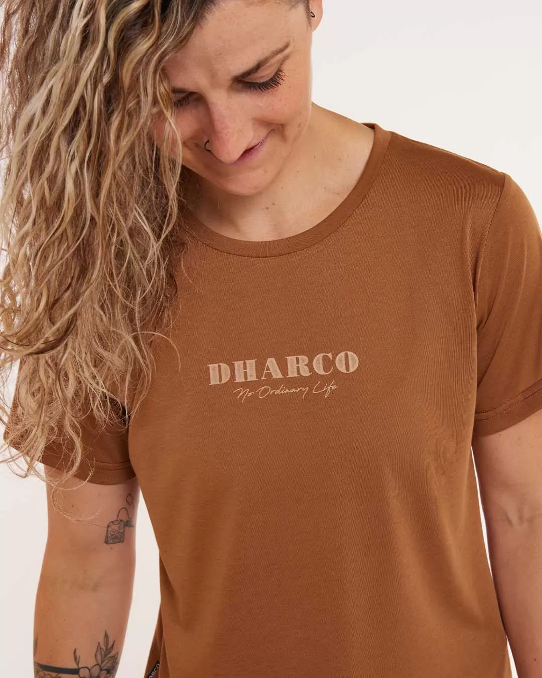 Womens Short Sleeve Tech Tee | Caramel